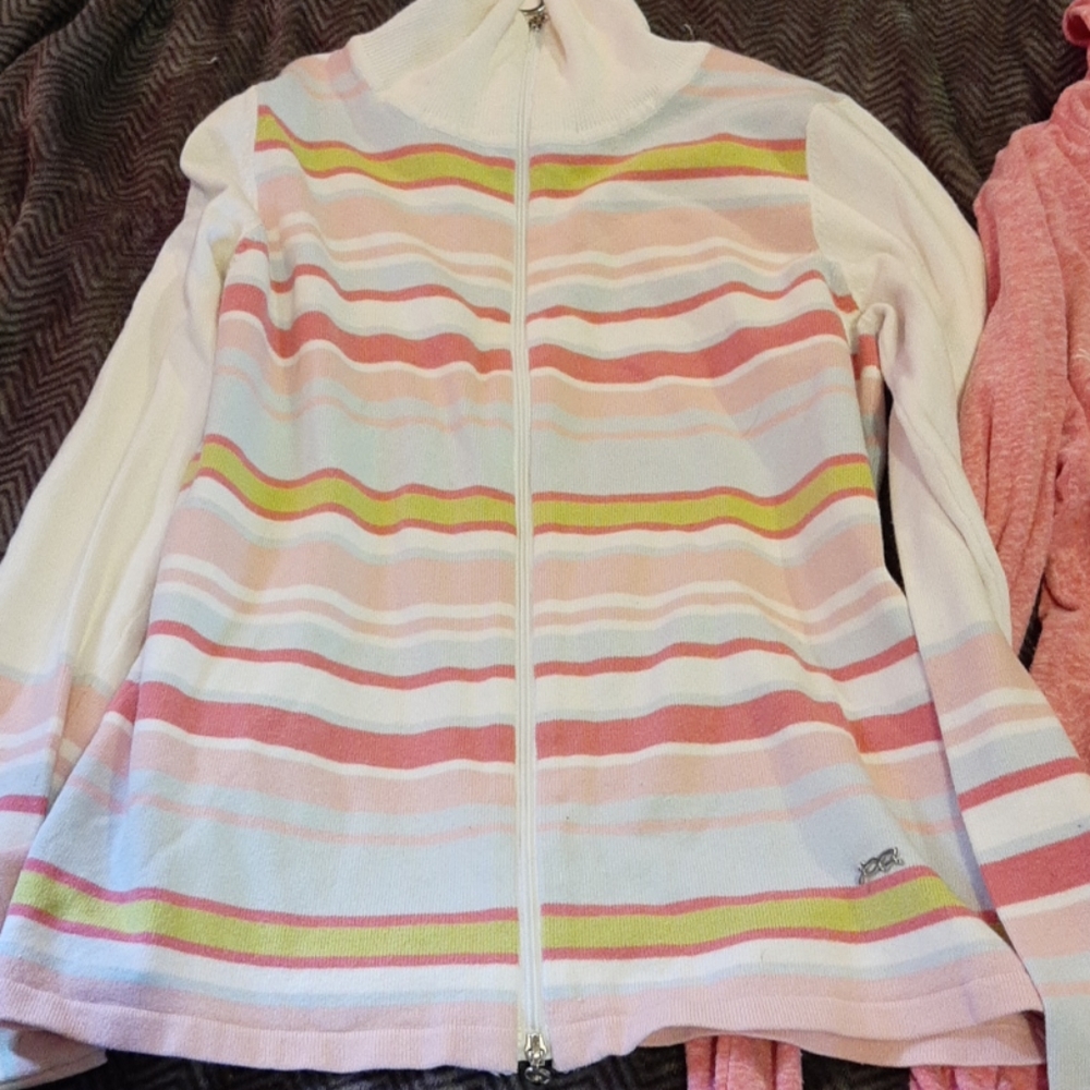 5/$20 Small Sweaters - Picture 2 of 3